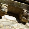 Lasvaux : modillons du clocher-mur